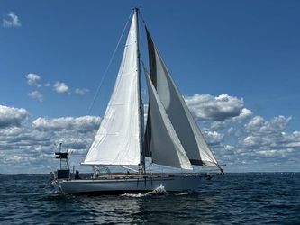 36' Cape George 1990 Yacht For Sale